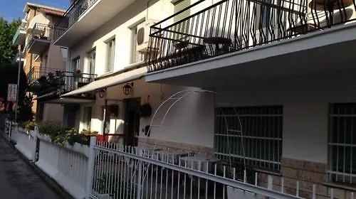 Elsi Hotel 리미니